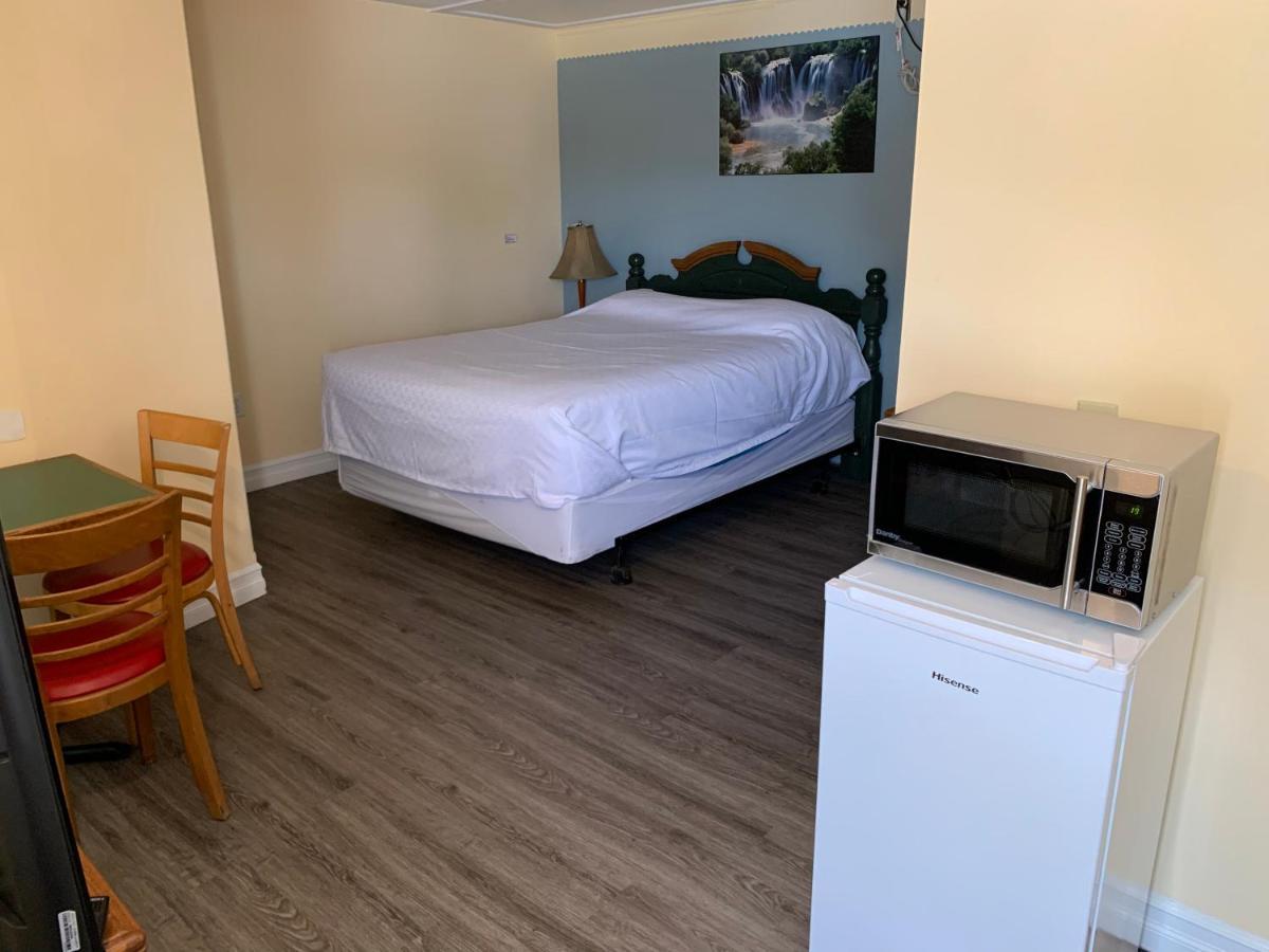 Sunparlor Motel Лімінґтон Екстер'єр фото