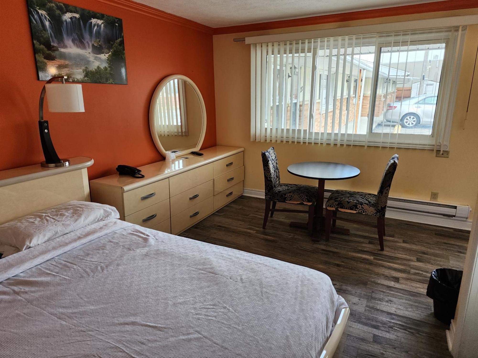 Sunparlor Motel Лімінґтон Екстер'єр фото
