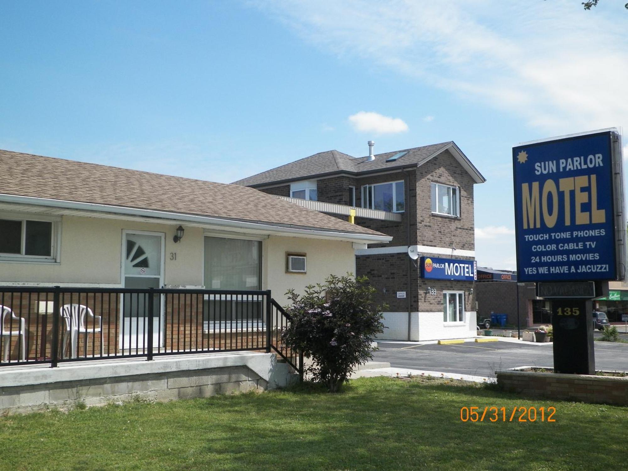 Sunparlor Motel Лімінґтон Екстер'єр фото